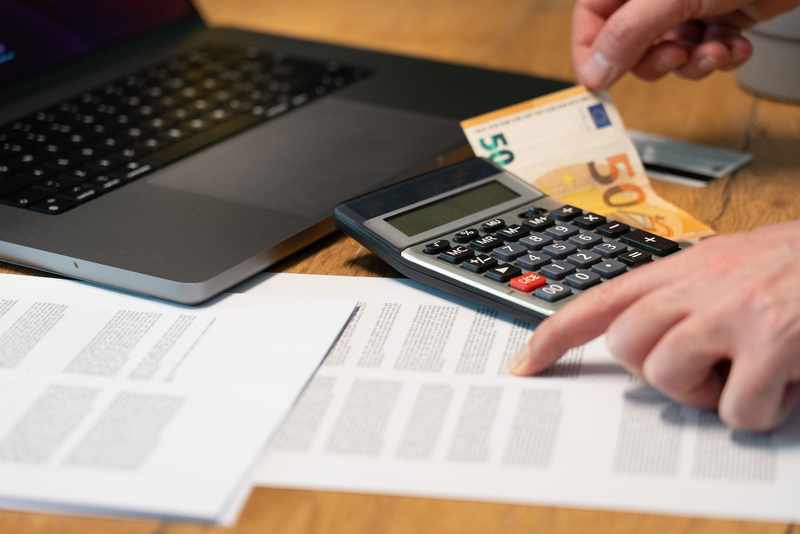 Pourquoi vérifier un label avant de signer un devis